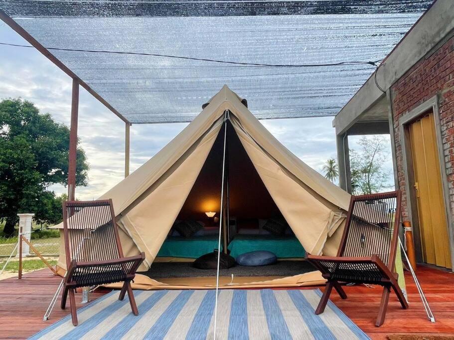 Rembulan Escape Bell Tent 1 Kampung Penarik Exterior photo